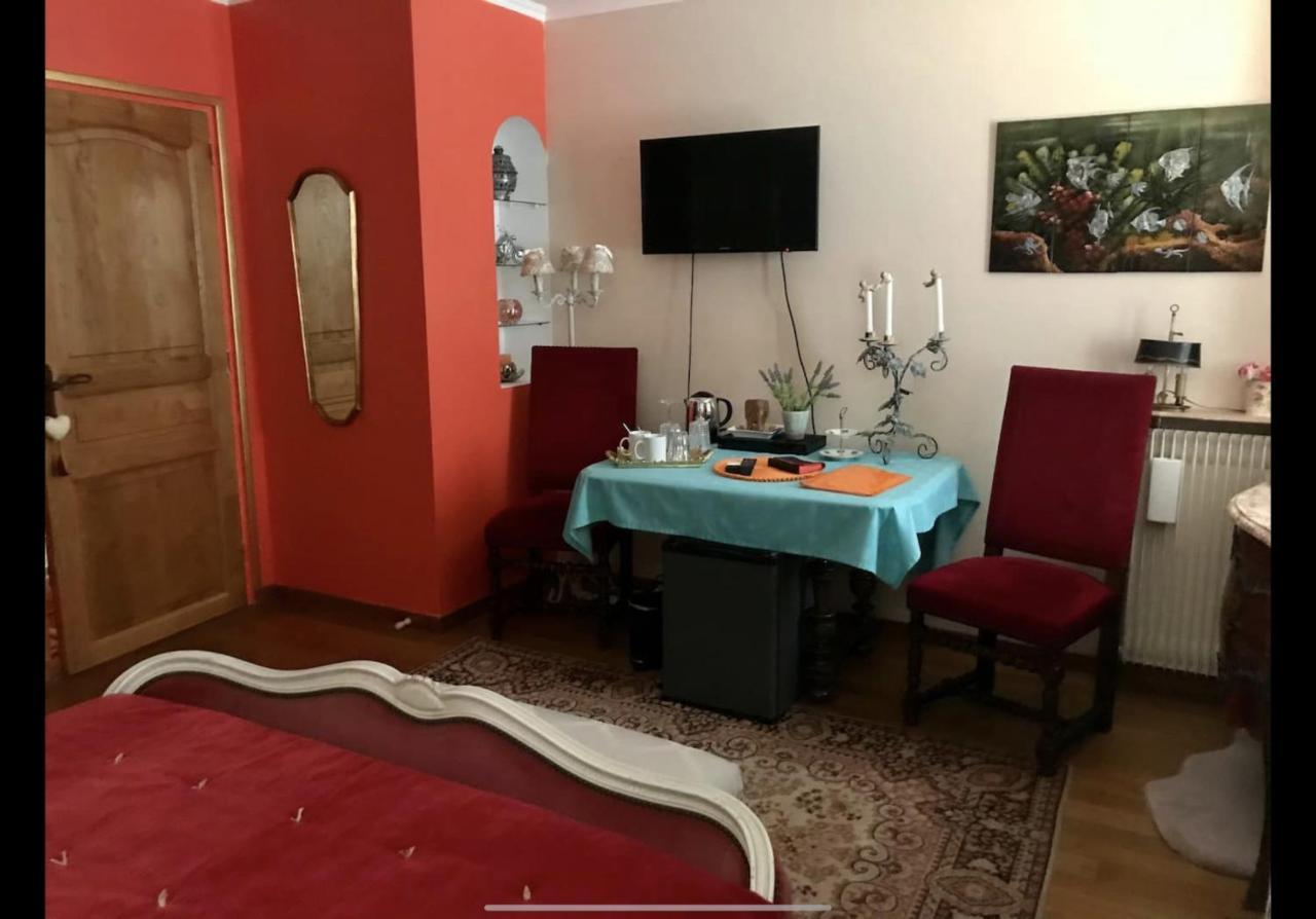 Suite Romantique Et Chambre Baroque A St Paul De Vence Exterior foto
